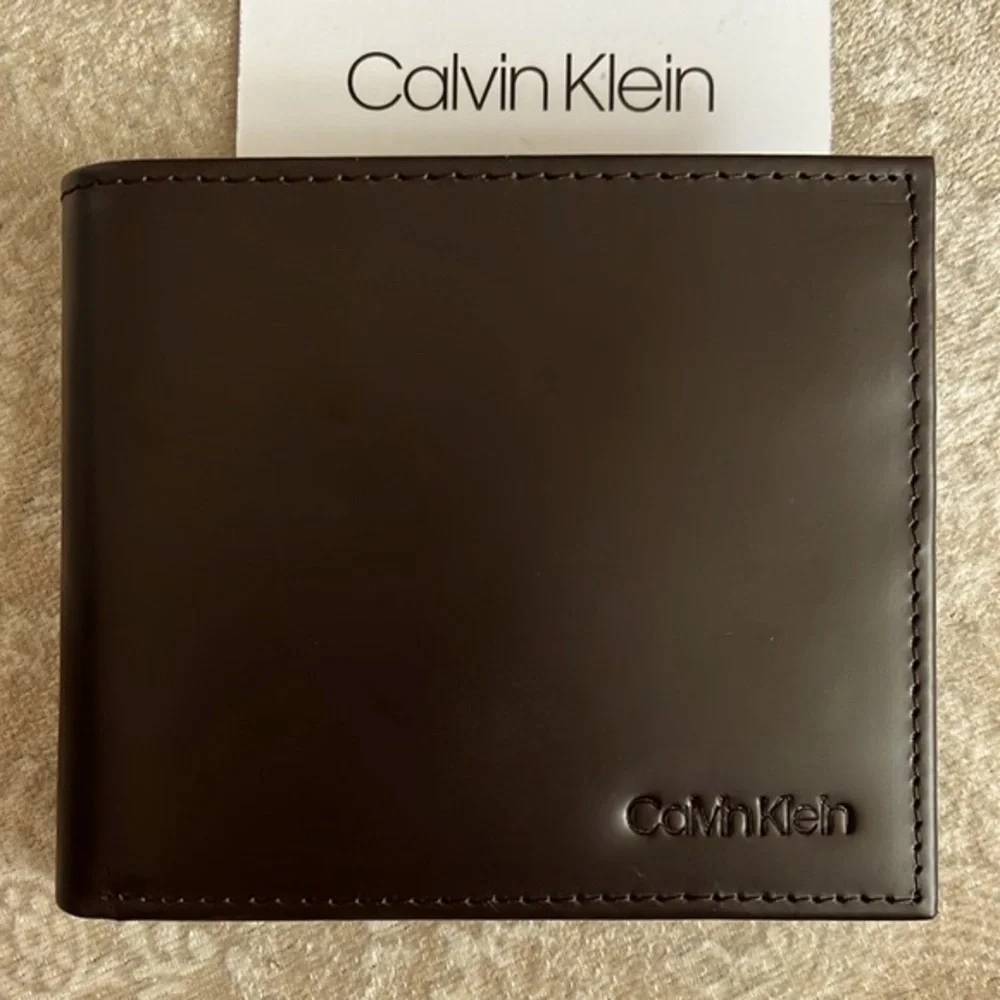Brand New Calvin Klein Genuine Leather Brown Bifold Men’s Wallet RFID Protection